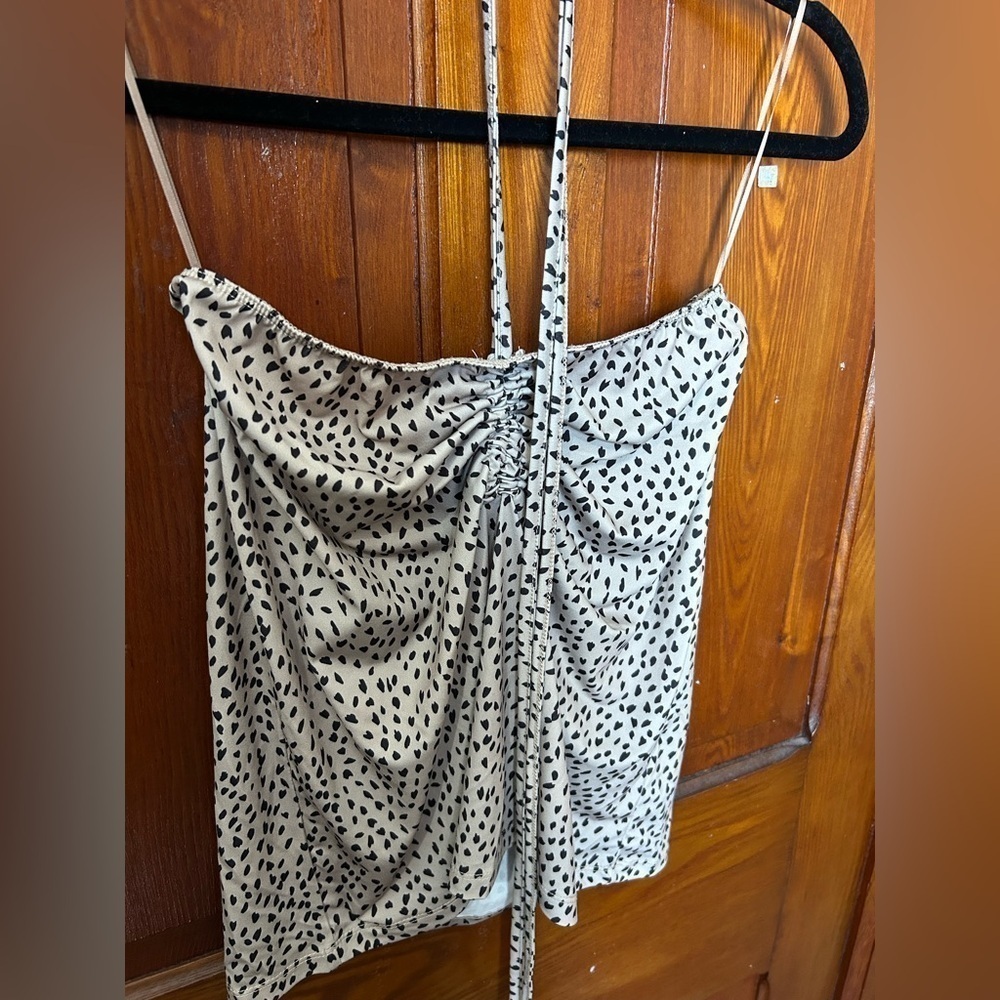 L/G - Streetwear Society Halter-Tie Crop Top